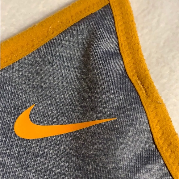 🍍Suede NIKE Sports Bra🍍 - Picture 2 of 5